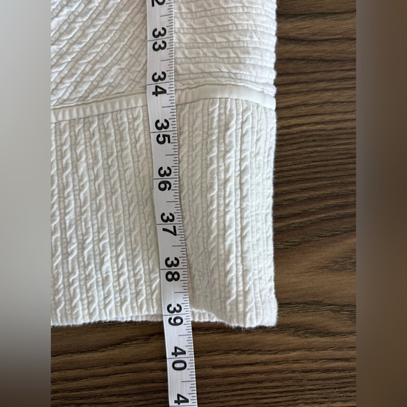 Lululemon On Repeat Textured Sweater Dress/Tunic in Cream - Picture 6 of 6